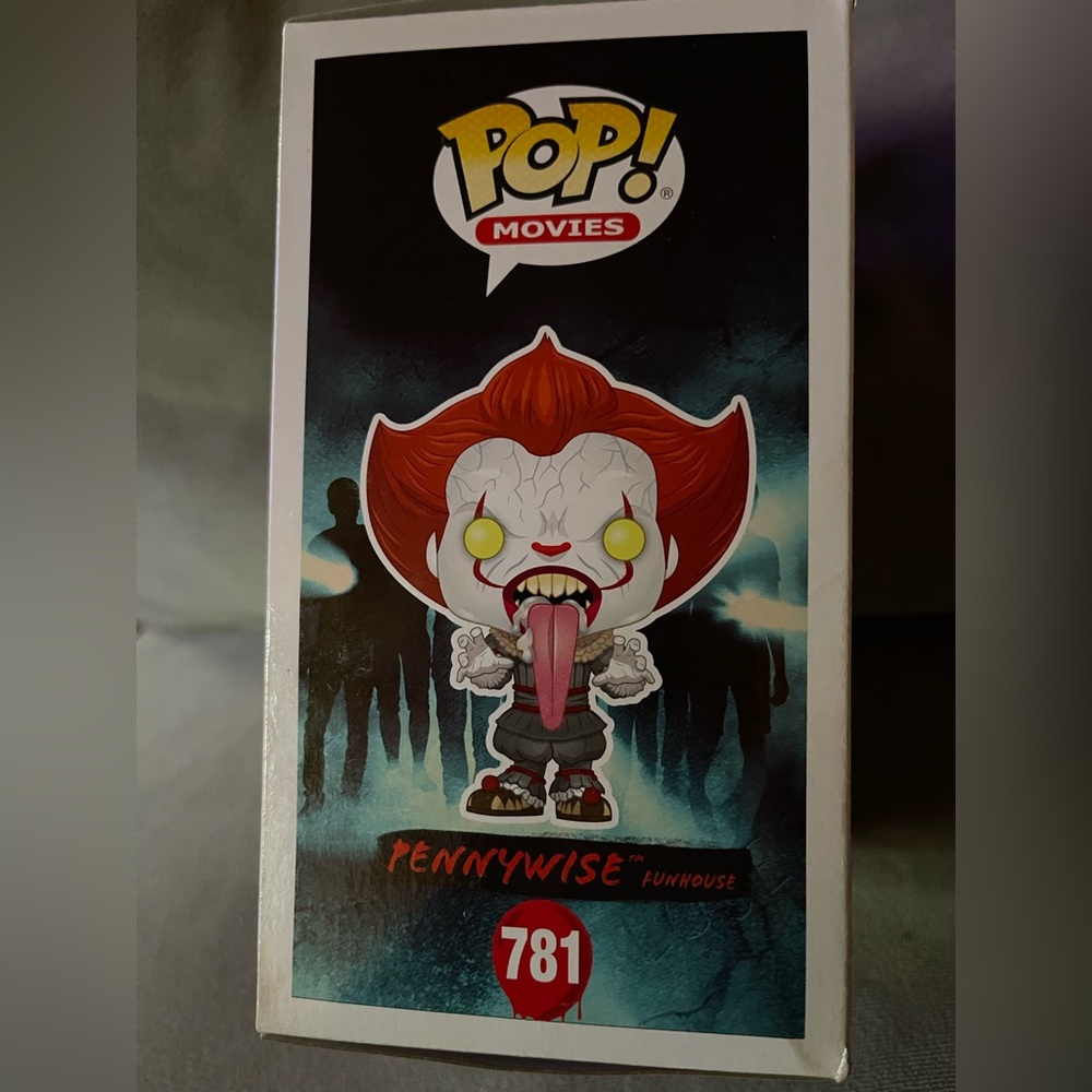 It pennywise fun house funko pop